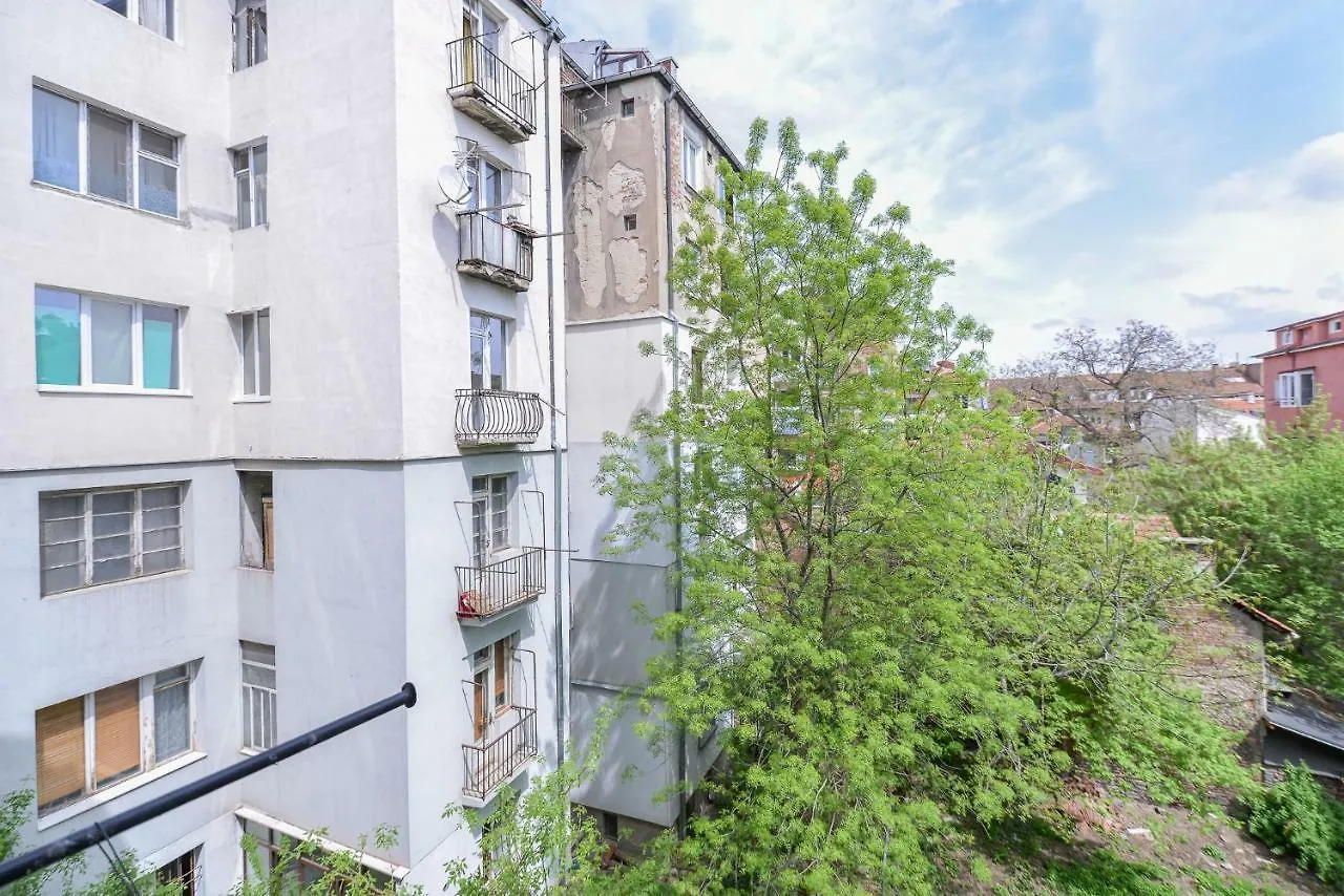 Shik & Chic One Bedroom Central Apartment | Graf Ignatiev X Shishman Corner Sofia Bulgarien